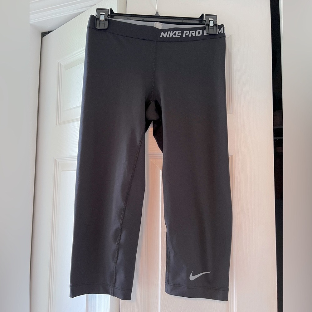 Women’s Nike Dri Fit Combat Compression Pants, Size Small